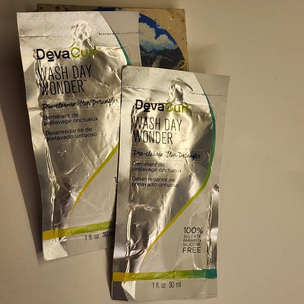 2pc DevaCurl Wash Day Wonder Pre-Cleanse Slip Detangler Treatment - 30ml